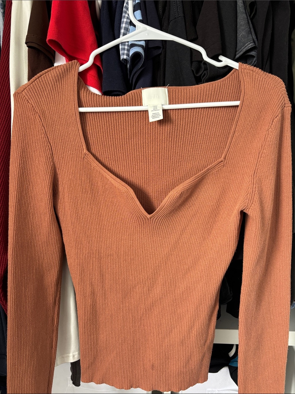 H&M Ribbed V-Notch Long Sleeve Top - Rust